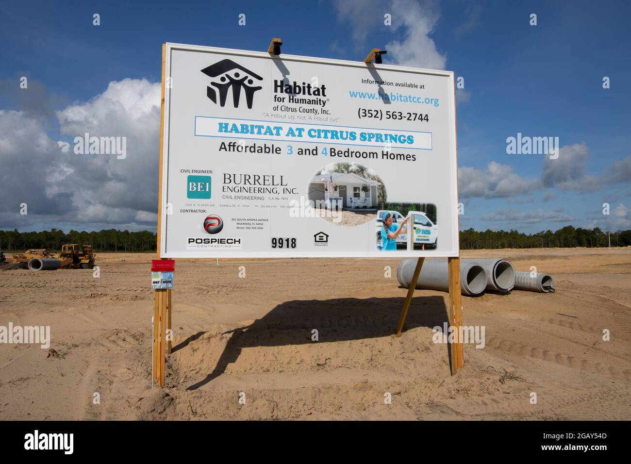 July 31, 2021, Citrus springs, FL:  Land being cleared for a large Habitat For Humanity housing development. Stock Photo