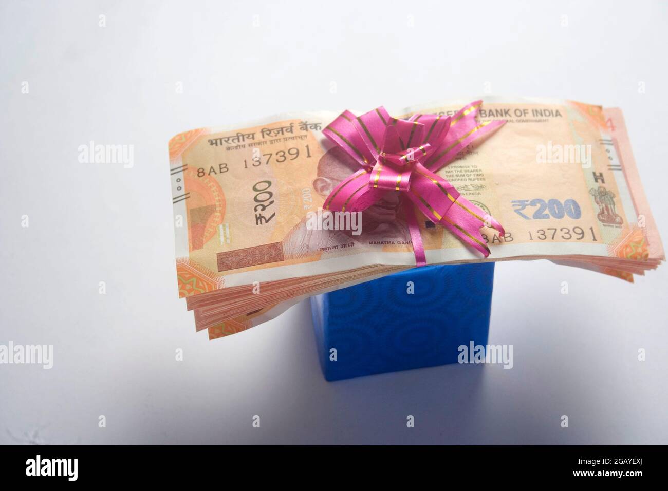 Indian currency symbol hi-res stock photography and images - Alamy