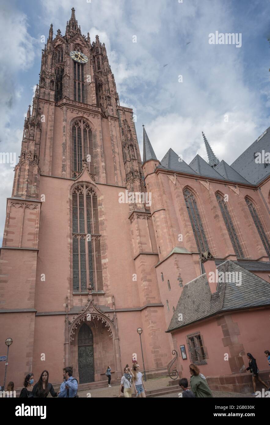 Frankfurt- Der Kaiserdom St. Bartholomäus in Frankfurt am Main, der größte Sakralbau der Stadt Stock Photo