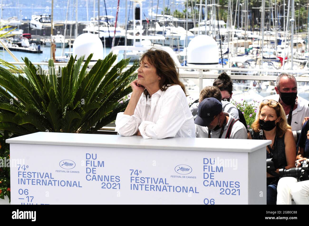 Jane Birkin Attends Cannes In the Most Jane Birkin Way