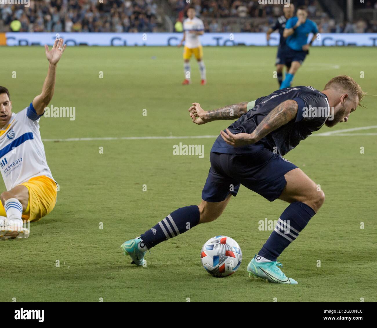 Soccerfoulreview Hi Res Stock Photography And Images Alamy