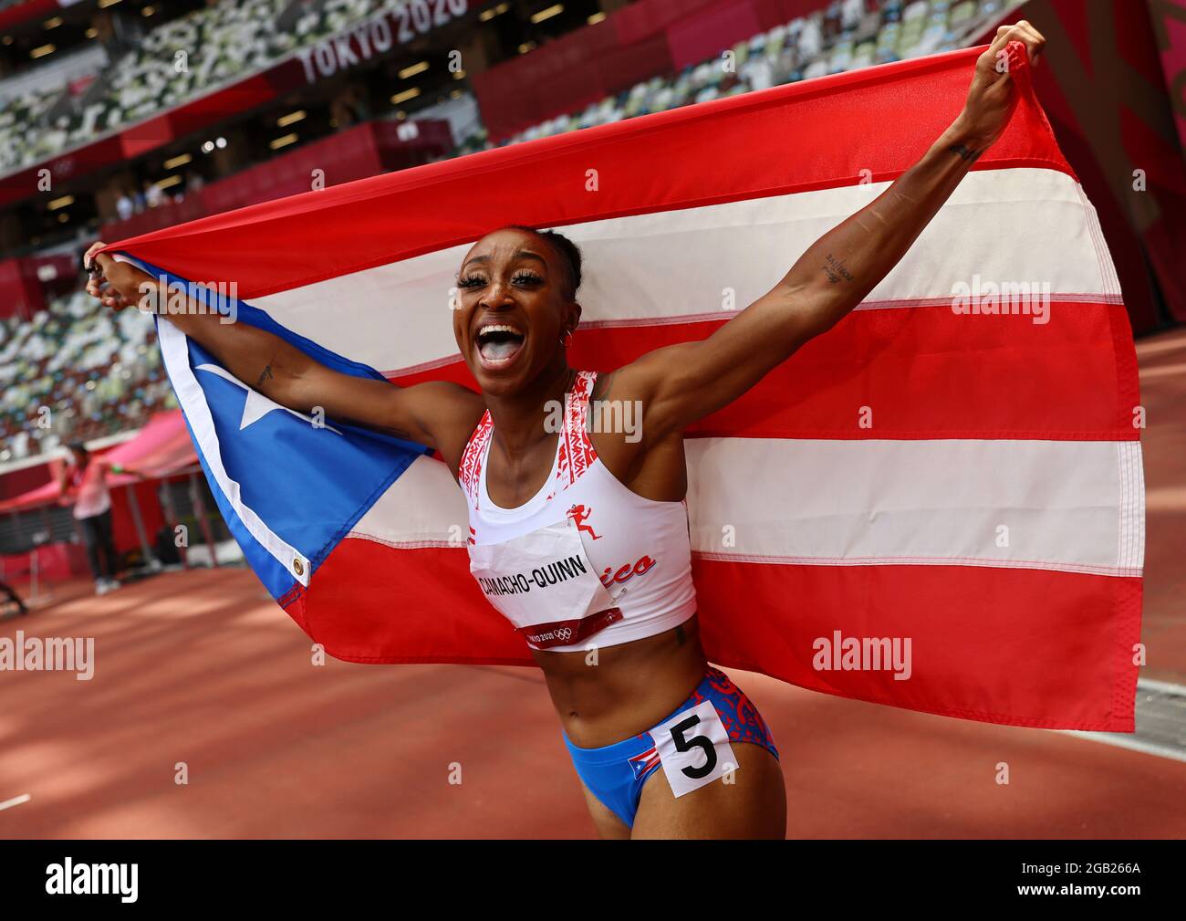 Jasmine camacho quinn hires stock photography and images Alamy