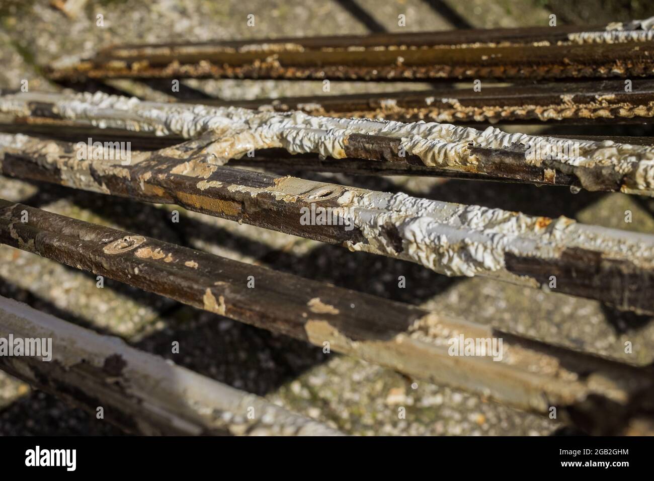 Removal of old paint from metal using chemical acid paint remover