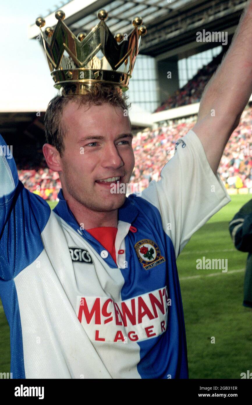 File photo dated 14-05-1995 of Blackburn Rovers' Alan Shearer with the Premier League. Issue date: Monday August 2, 2021. Premier League In Numbers: 34 - most goals by a player in a Premier League season, by Cole in 1993-94 and Alan Shearer the following year. Stock Photo