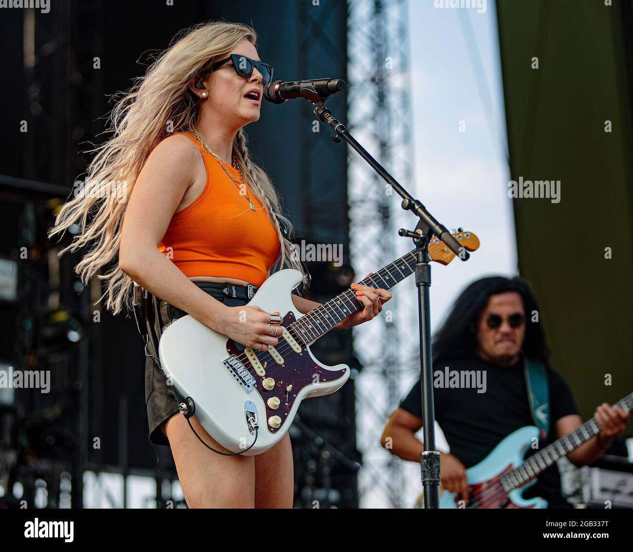 SInger Lindsay Ell performs during night one of the Watershed Music ...