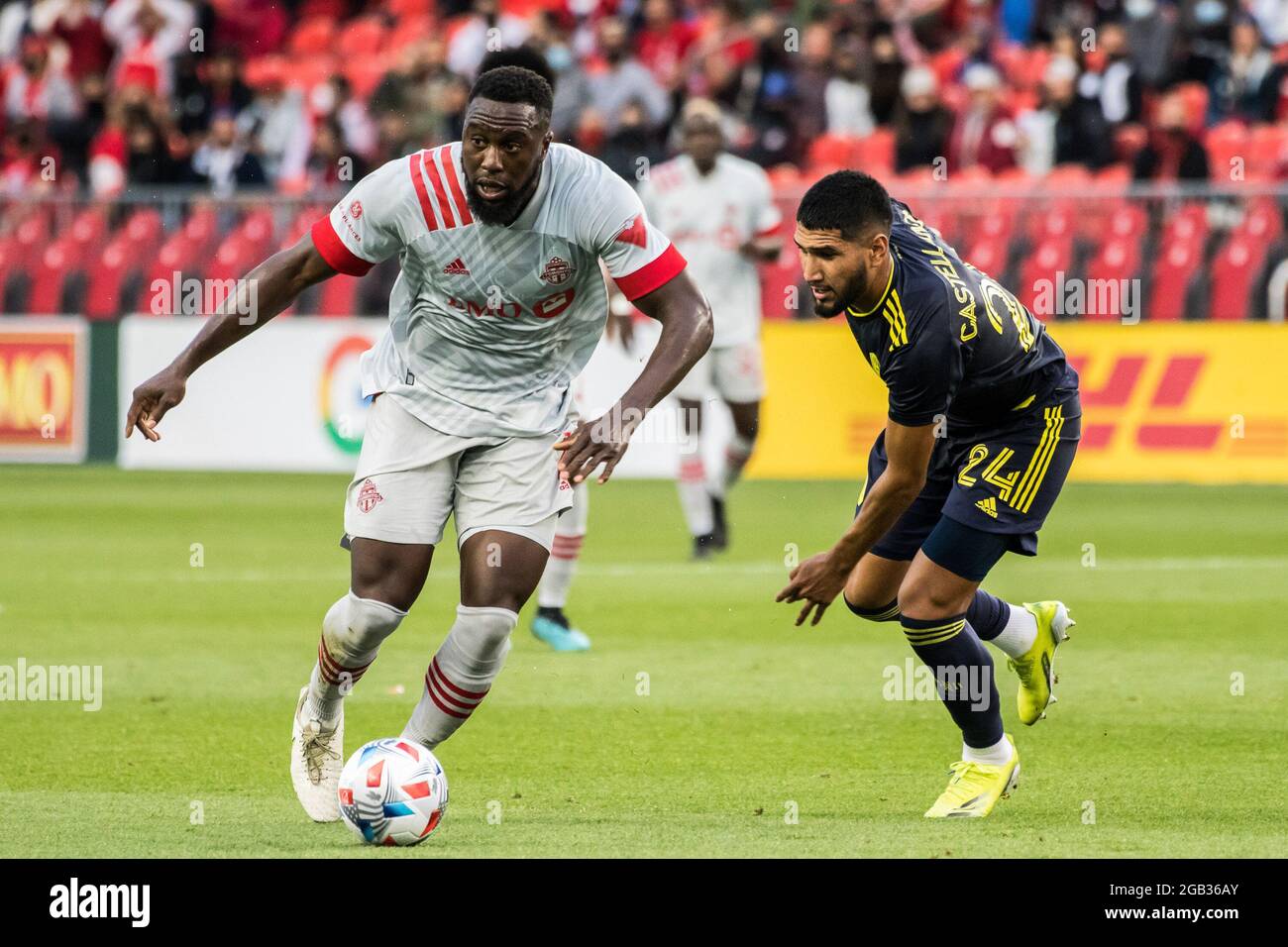 Toronto Canada 01st Aug 21 Jozy Altidore 17 And Robert Castellanos 24 Are Seen In Action During The Mls Football Match Between Toronto Fc And Nashville Sc At Bmo Field Stadium Final