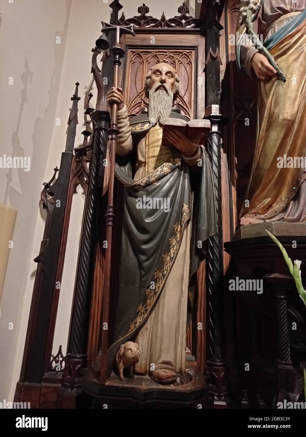 Statue de Saint Paul à l'église Notre Dame de Trois Épis, Haut-Rhin, France Stock Photo