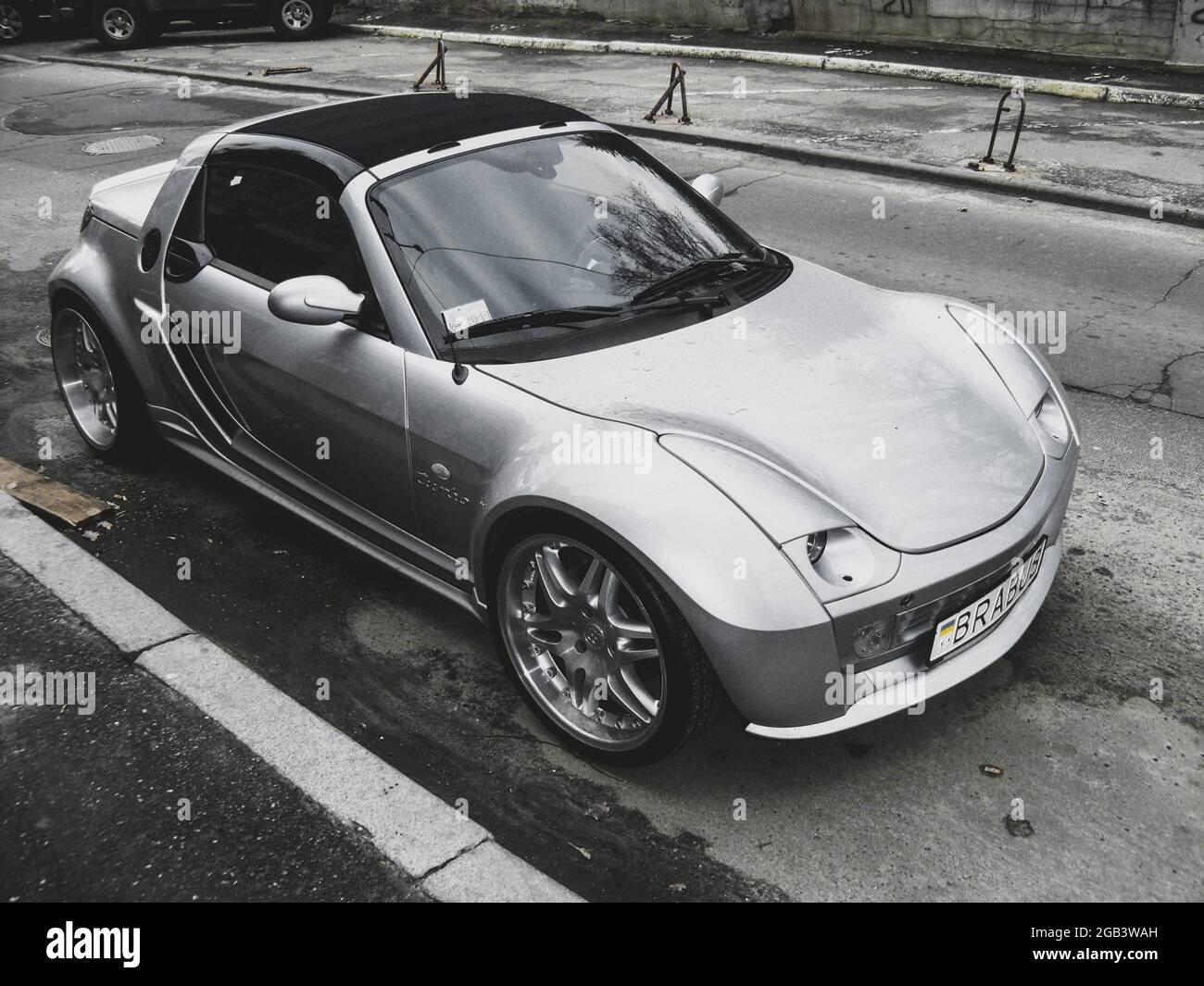 Smart roadster brabus hi-res stock photography and images - Alamy