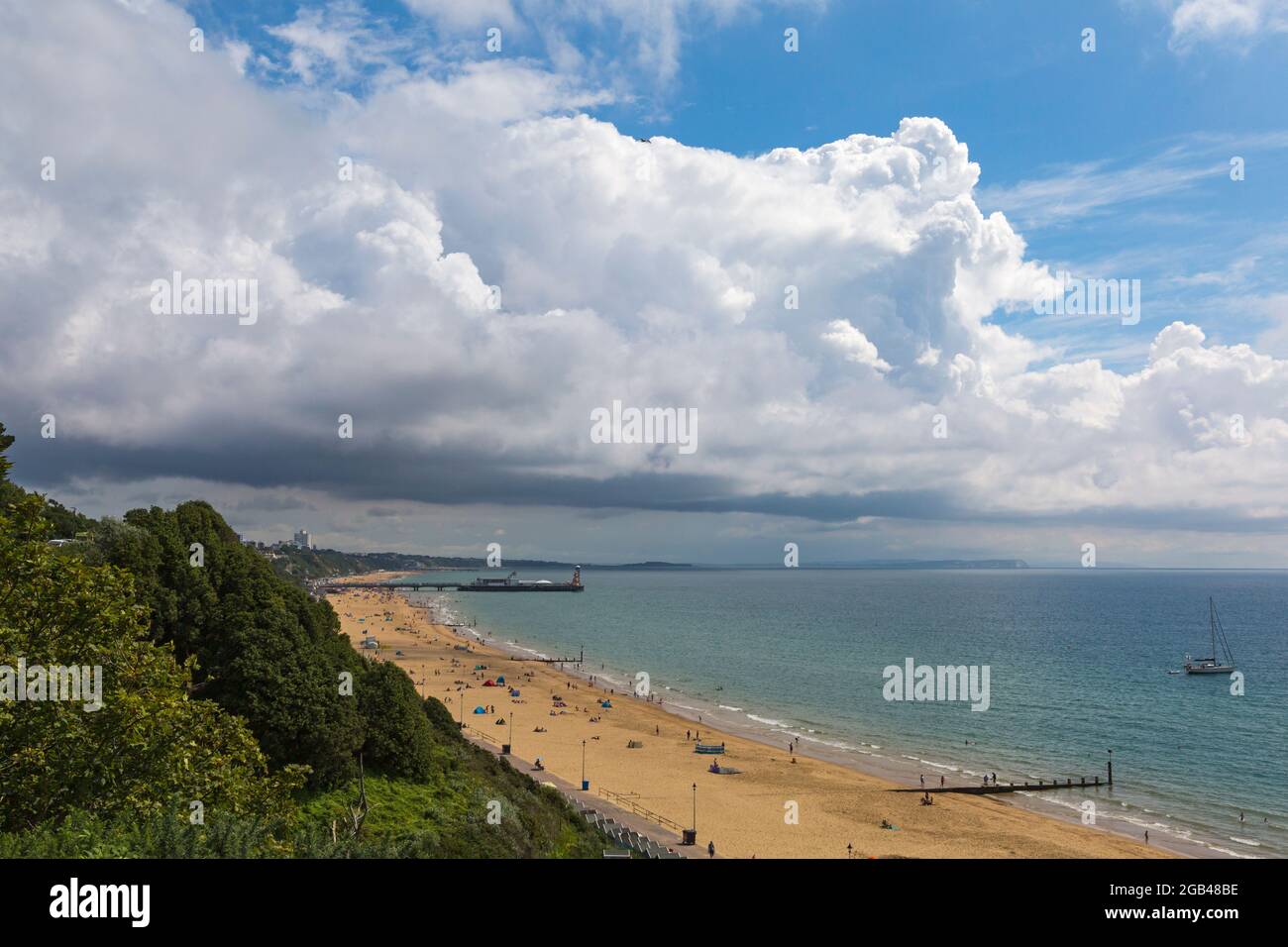 Bournemouth, Dorset UK. 2nd August 2021. UK weather: warm and sunny at ...