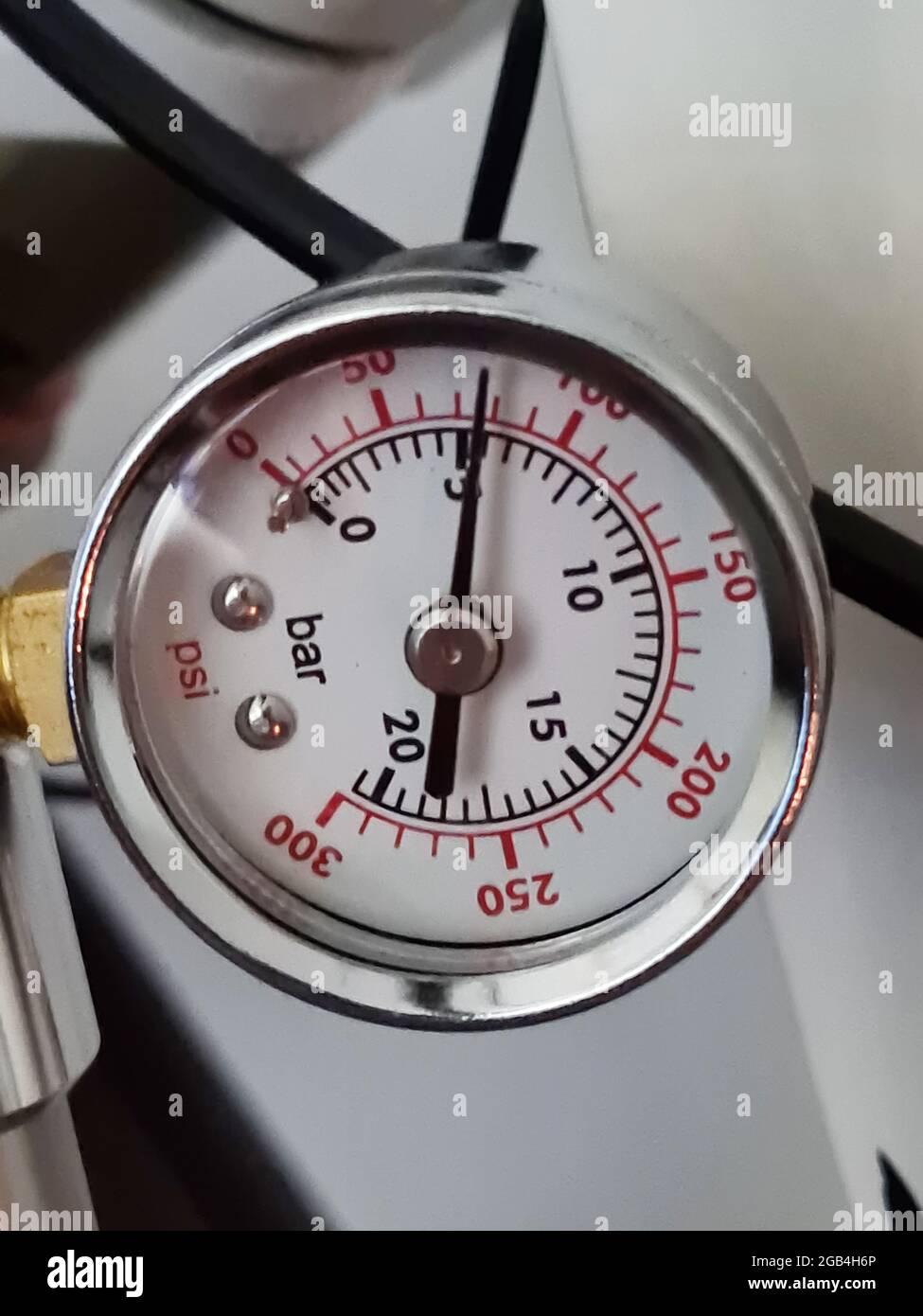 bicycle high pressure gauge close up Stock Photo Alamy