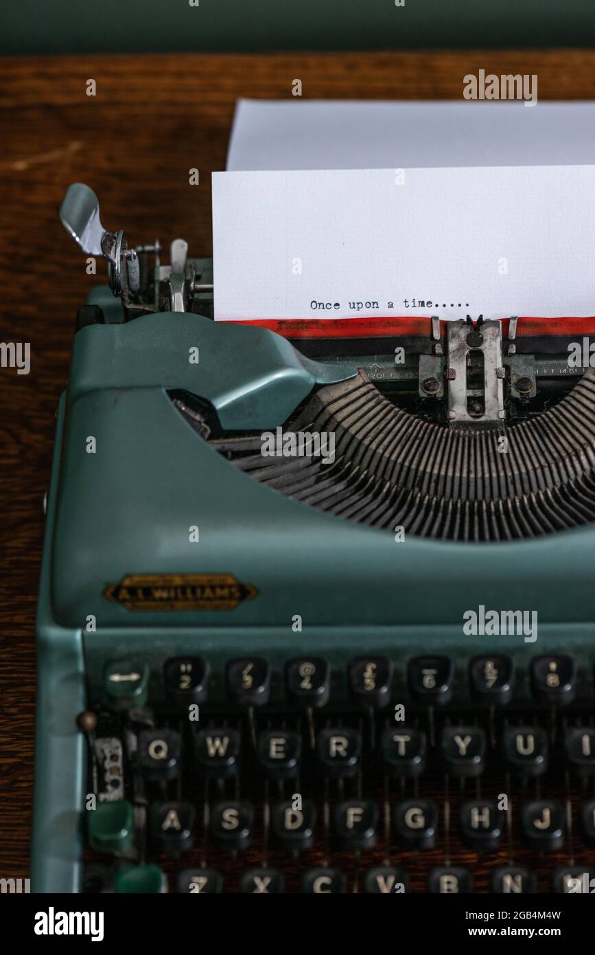 Vintage Typewriter Stock Photo Alamy