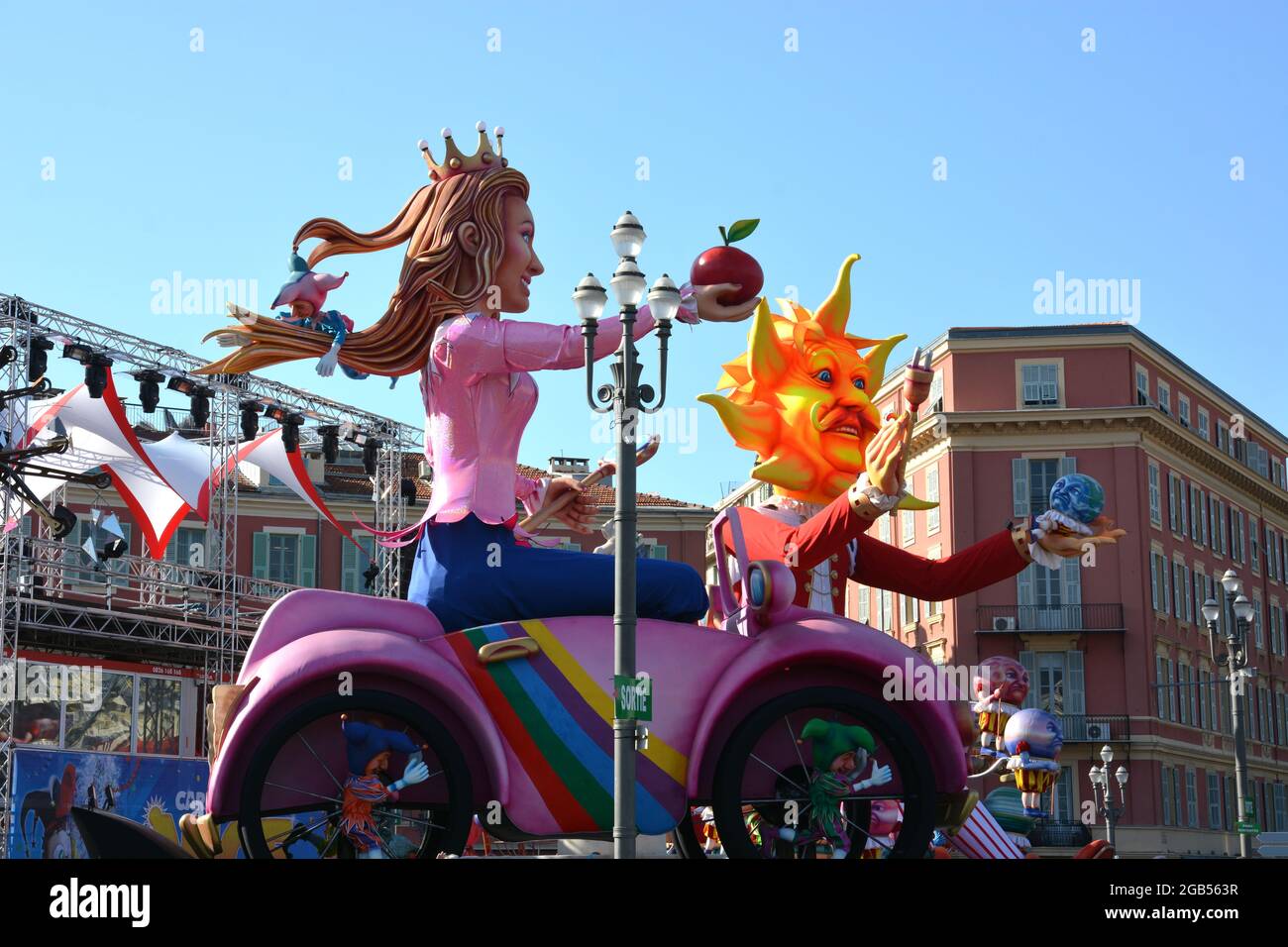 Europe, France, french riviera, Nice city, the famous floats of King and Queen of carnival  placed on the theme of energy. Stock Photo