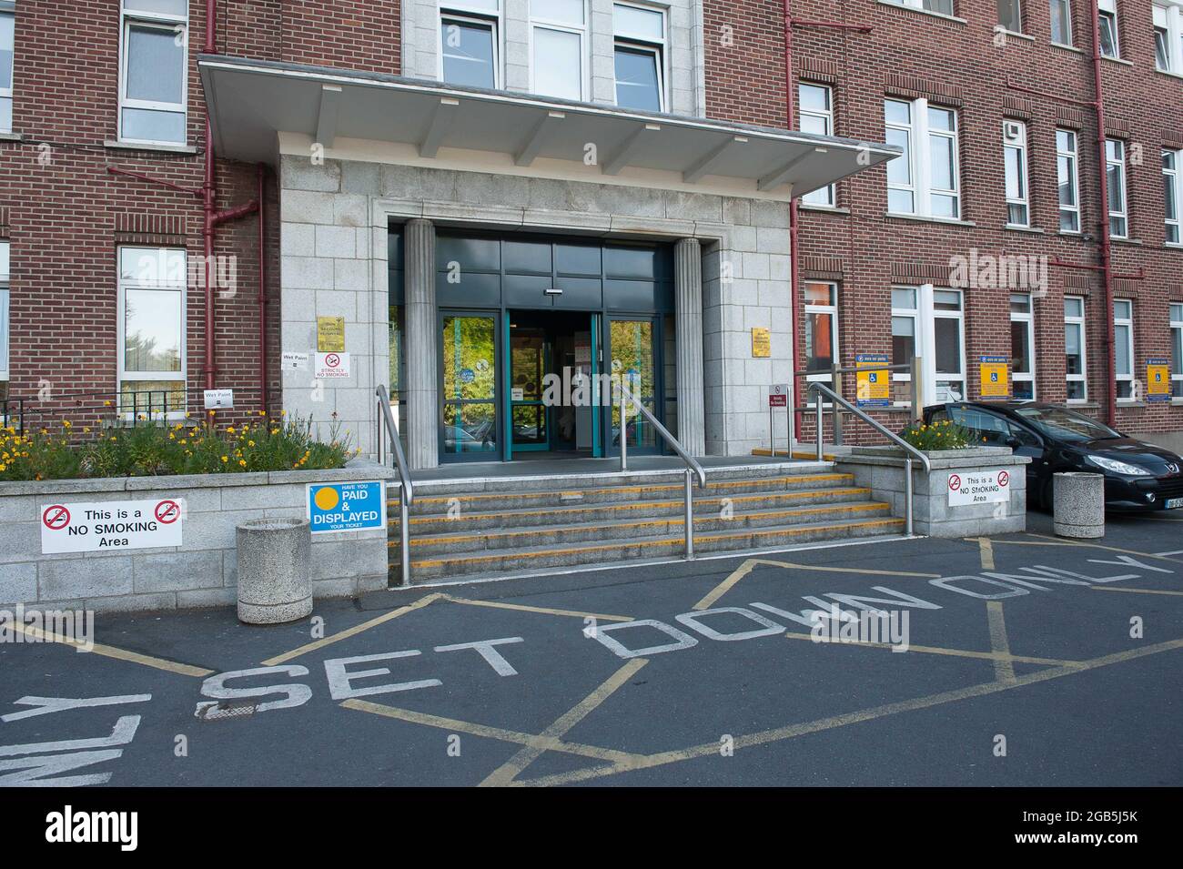 Entrance to Bon Secours Hospital, Dublin Stock Photo Alamy