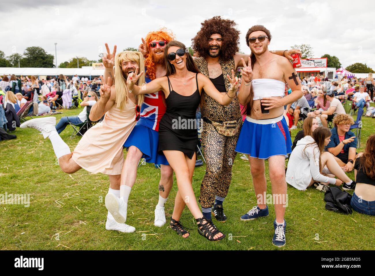 Posh spice 90s hi-res stock photography and images - Alamy