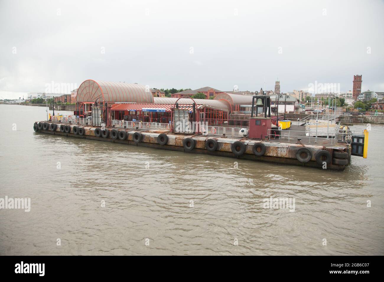 Woodside Birkenhead river Mersey ferry Stock Photo