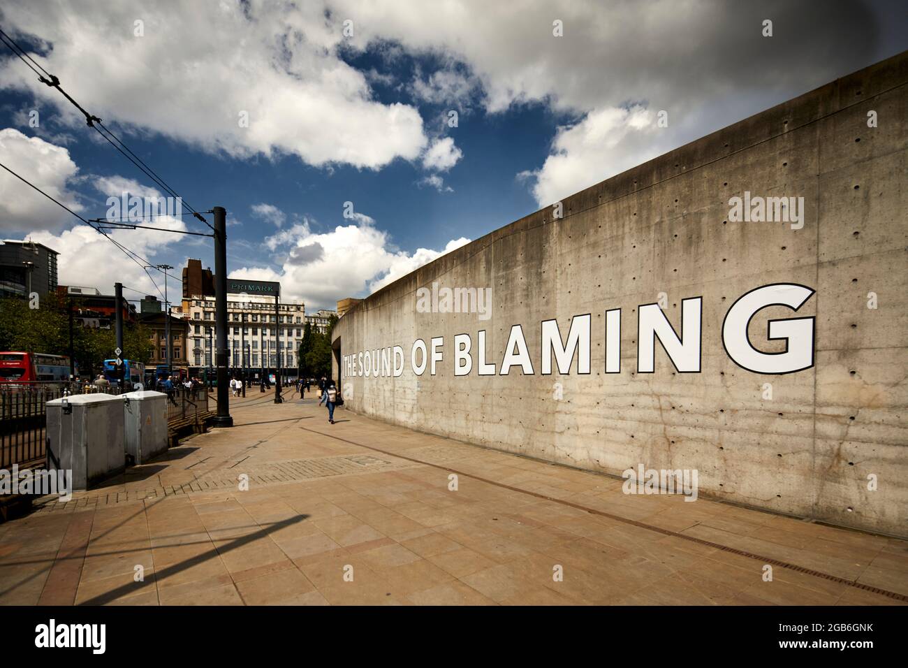 Manchester controversial concrete wall Tadao Ando's only UK building in Piccadilly Gardens Stock Photo