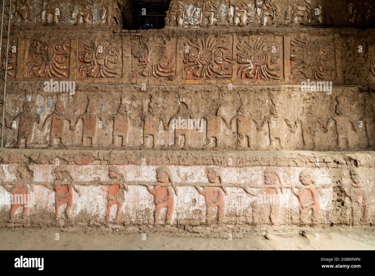 detail-of-a-decoration-at-archeological-site-huaca-del-sol-y-de-la-luna