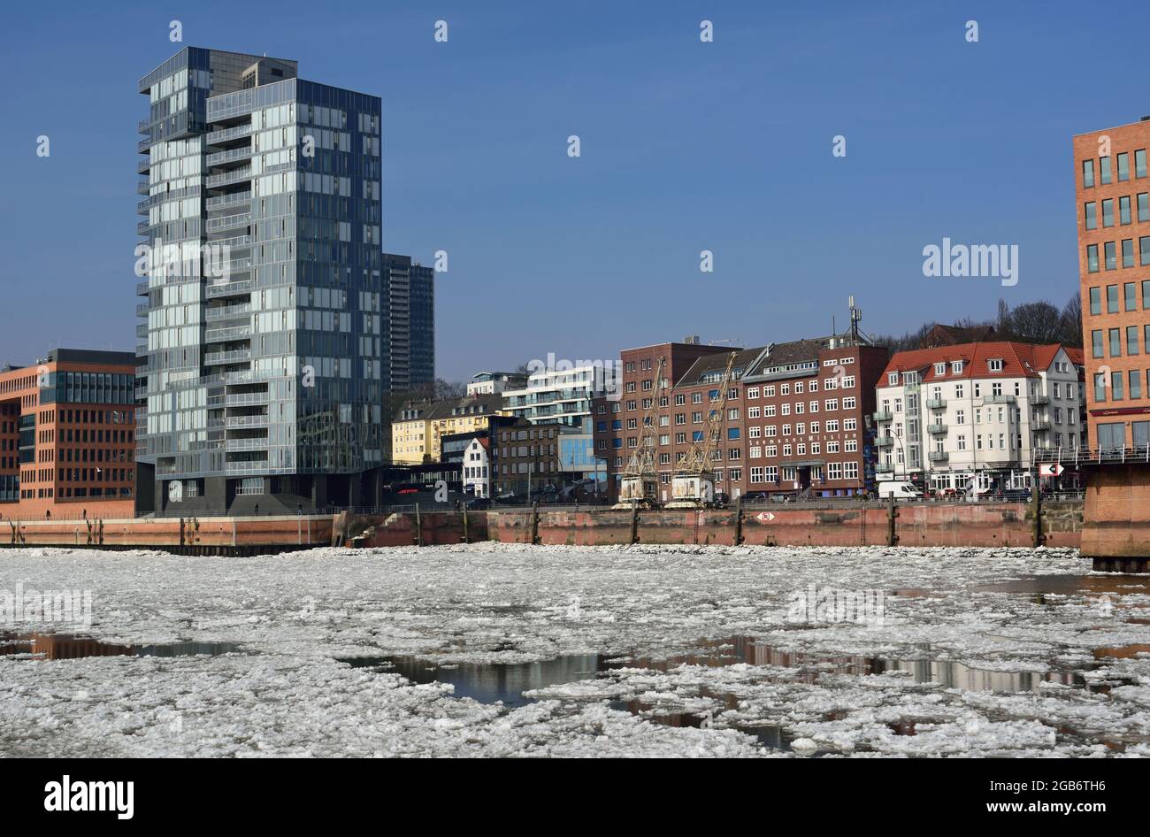 geography / travel, Germany, Hamburg, St. Pauli, Holz harbour, Grosse Elbstr., Kristall Tower, ADDITIONAL-RIGHTS-CLEARANCE-INFO-NOT-AVAILABLE Stock Photo