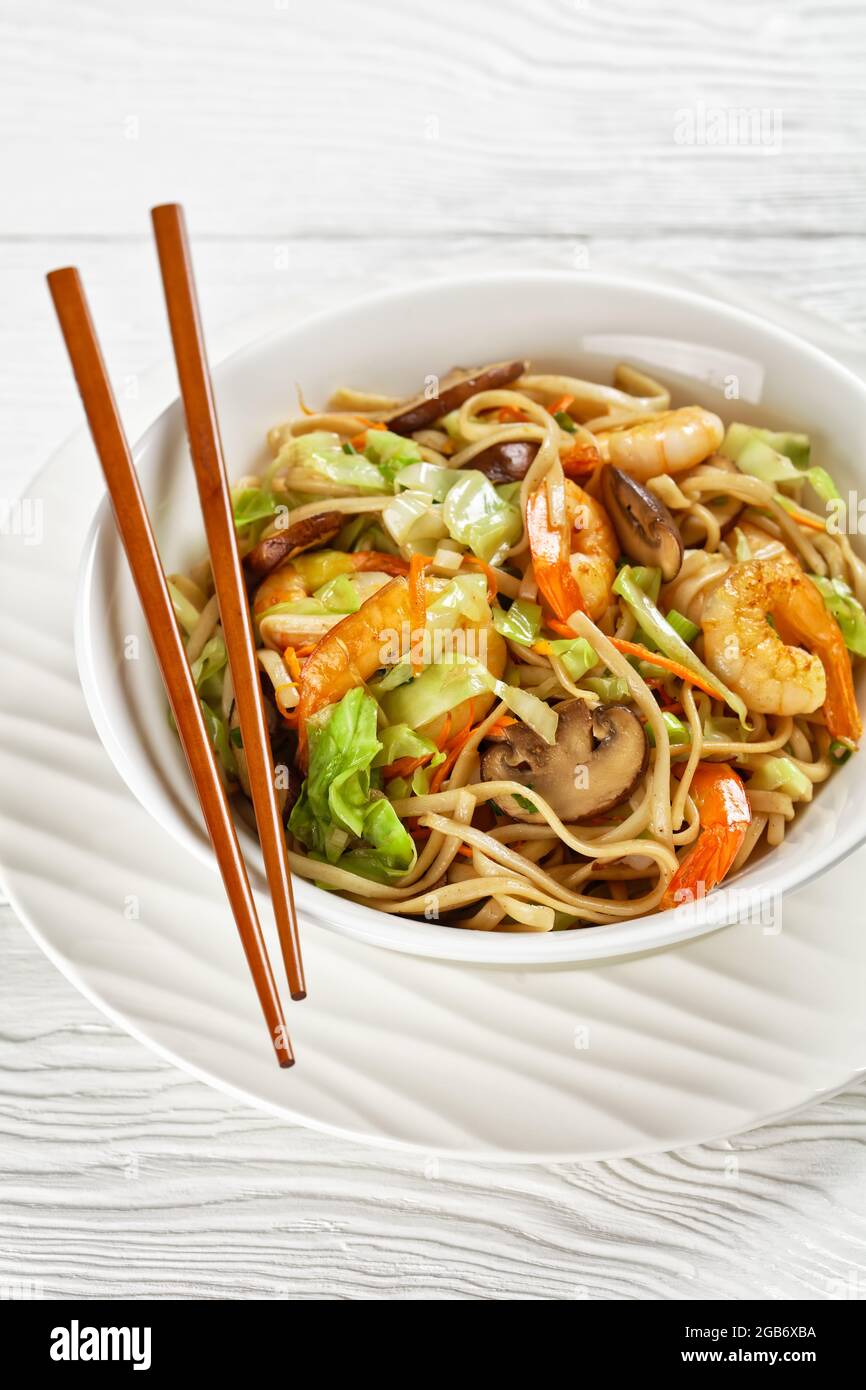 shrimp Yaki Udon, stir fried udon noodles with prawns, cabbage