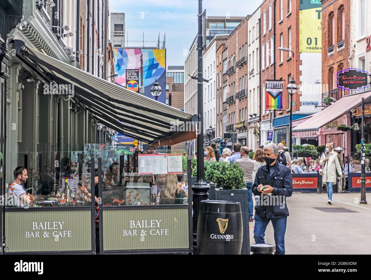 Outdoor dining in Duke Street in Dublin, Ireland. Parts of the street has been pedestrianised to encourage outdoor dining as a covid related measure Stock Photo
