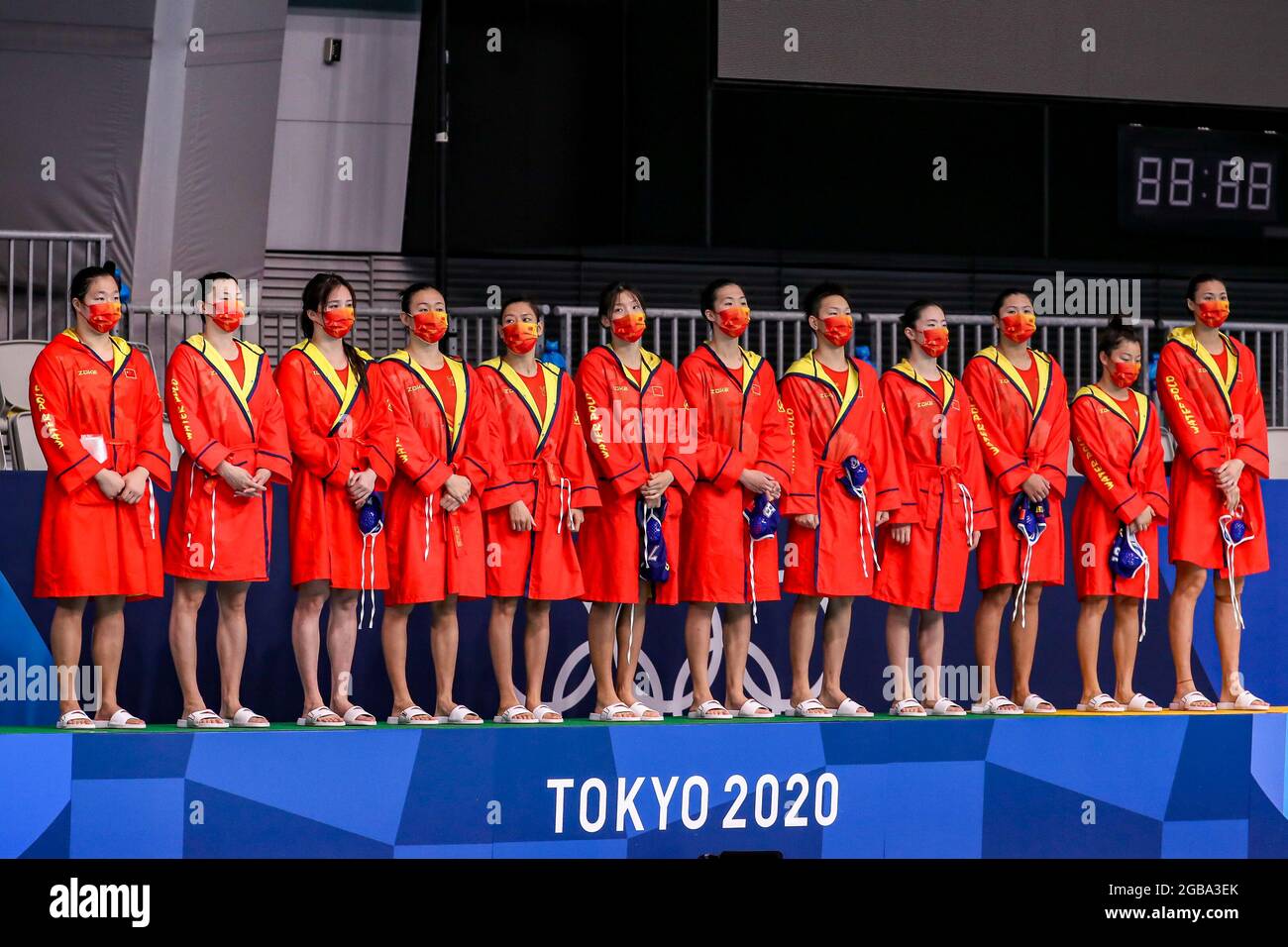 TOKYO, JAPAN - AUGUST 3: Xiaohan Mei of China, Xinyan Wang of China, Dunhan Xiong of China, Guannan Niu of China, Ying Zhai of China, Yiwen Lu of China, Huan Wang of China, Zewen Deng of China, Danyi Zhang of China, Xiao Chen of China, Jing Zhang of China, Yineng Shen of China during the Tokyo 2020 Olympic Waterpolo Tournament women's quarterfinal match between Spain and China at Tatsumi Waterpolo Centre on August 3, 2021 in Tokyo, Japan (Photo by Marcel ter Bals/Orange Pictures) Credit: Orange Pics BV/Alamy Live News Stock Photo