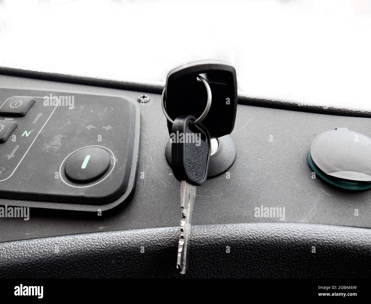 Car keys and starter button Stock Photo Alamy