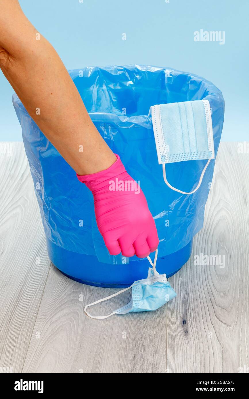 O garbage hi-res stock photography and images - Alamy