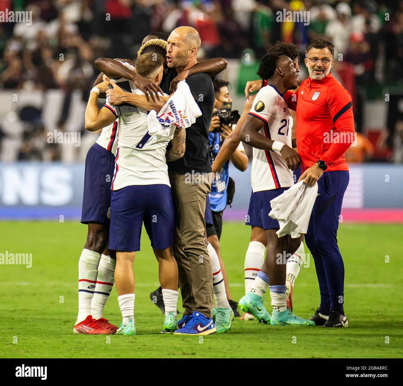 Gregg Berhalter and his sneakers 🤌 - CBS Sports Golazo