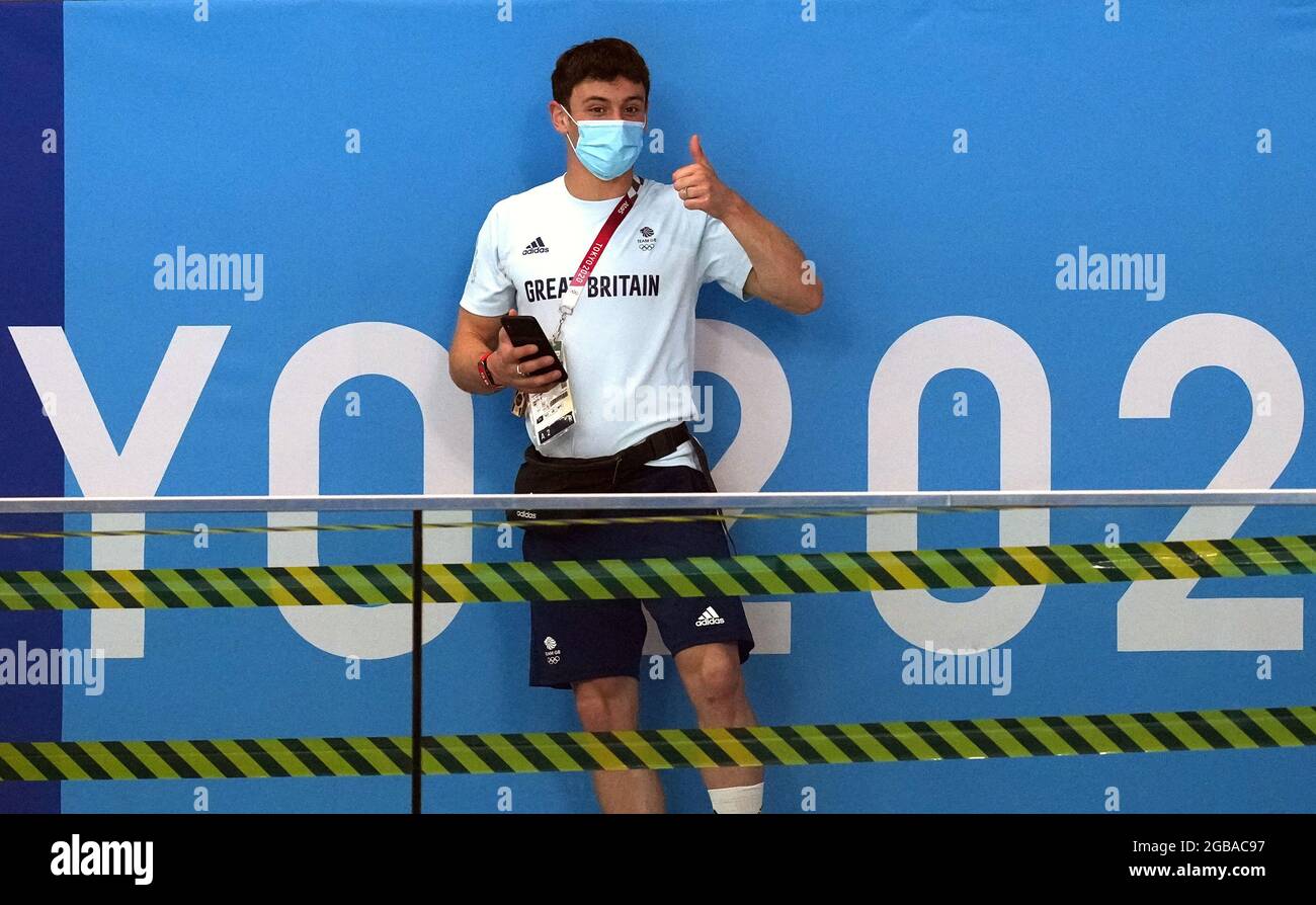 Great Britain's Tom Daley gives a thumbs up the stands during the Men's ...