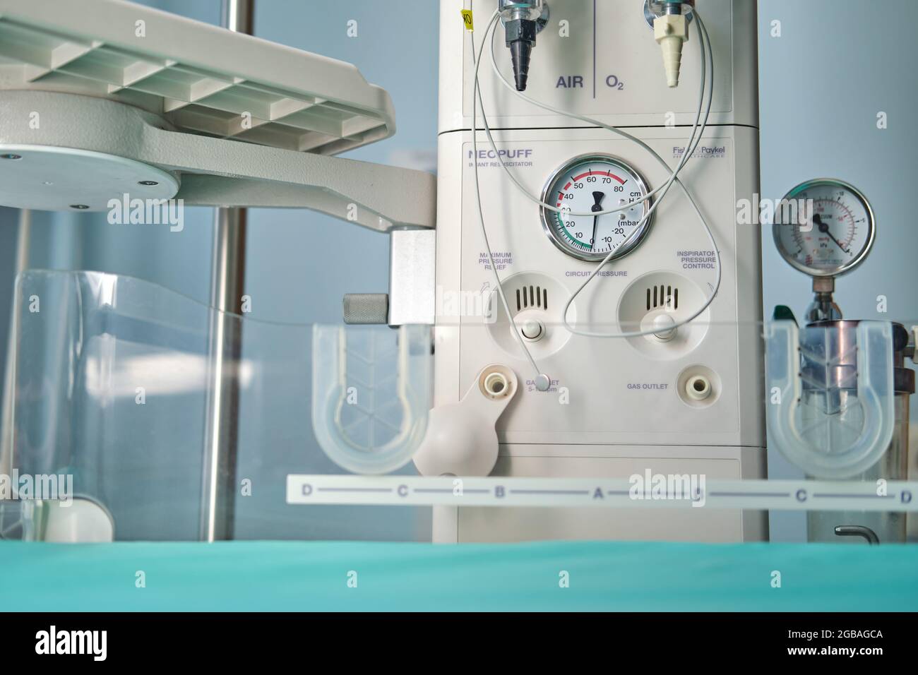 A device for resuscitation of infants and checking the child on the