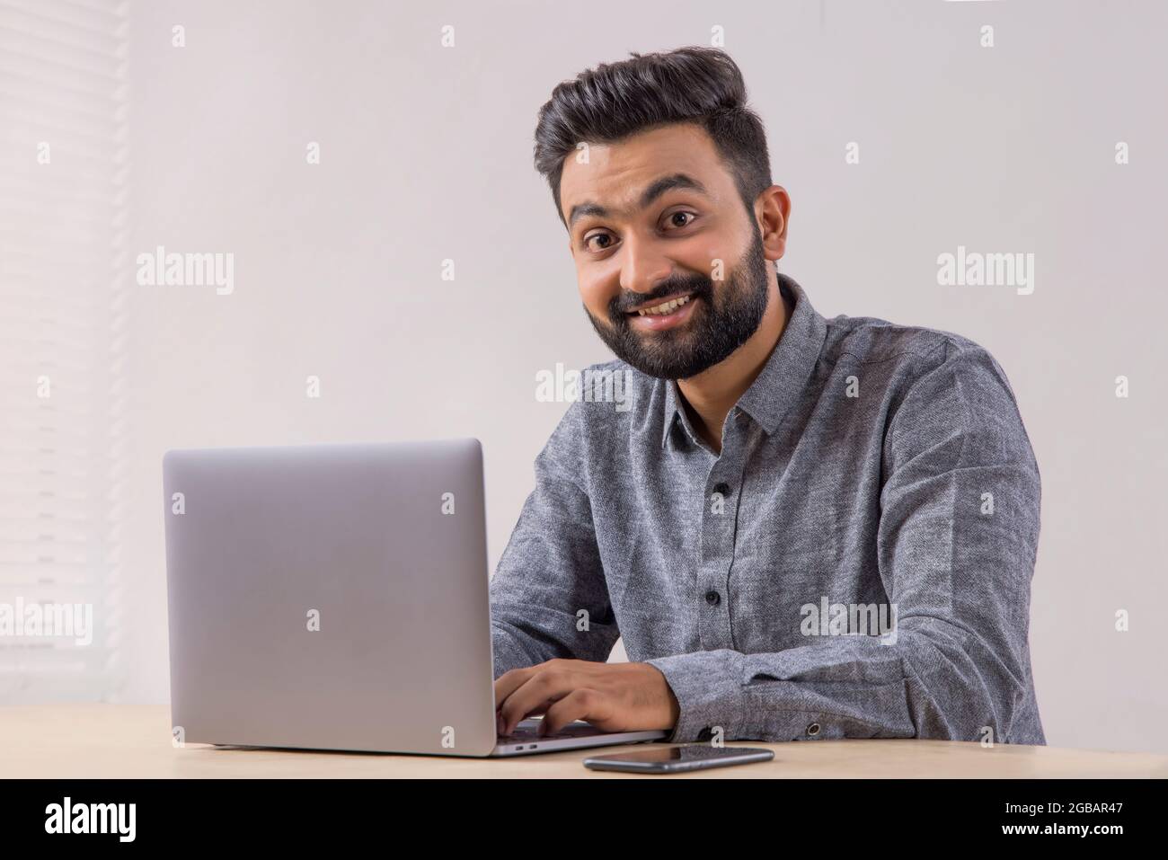 Expressive young man hi-res stock photography and images - Alamy