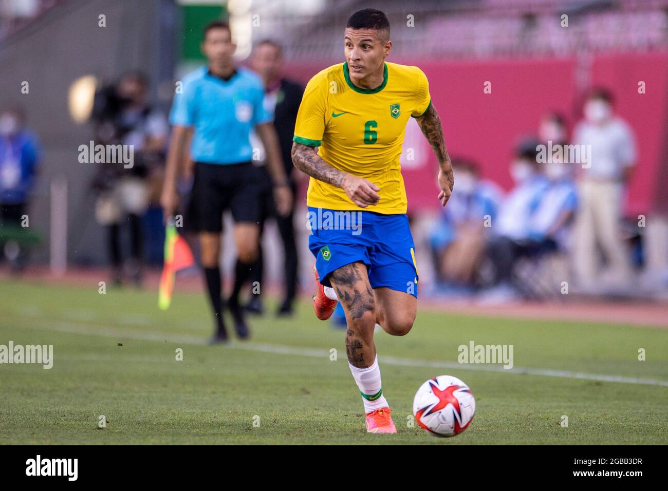 T'QUIO, TO - 03.08.2021: TOKYO 2020 OLYMPIAD TOKYO - Renier do Brasil  celebrates scoring decisive penalty during the Mexico-Brazil soccer game at  the Tokyo 2020 Olympic Games held in 2021, the game