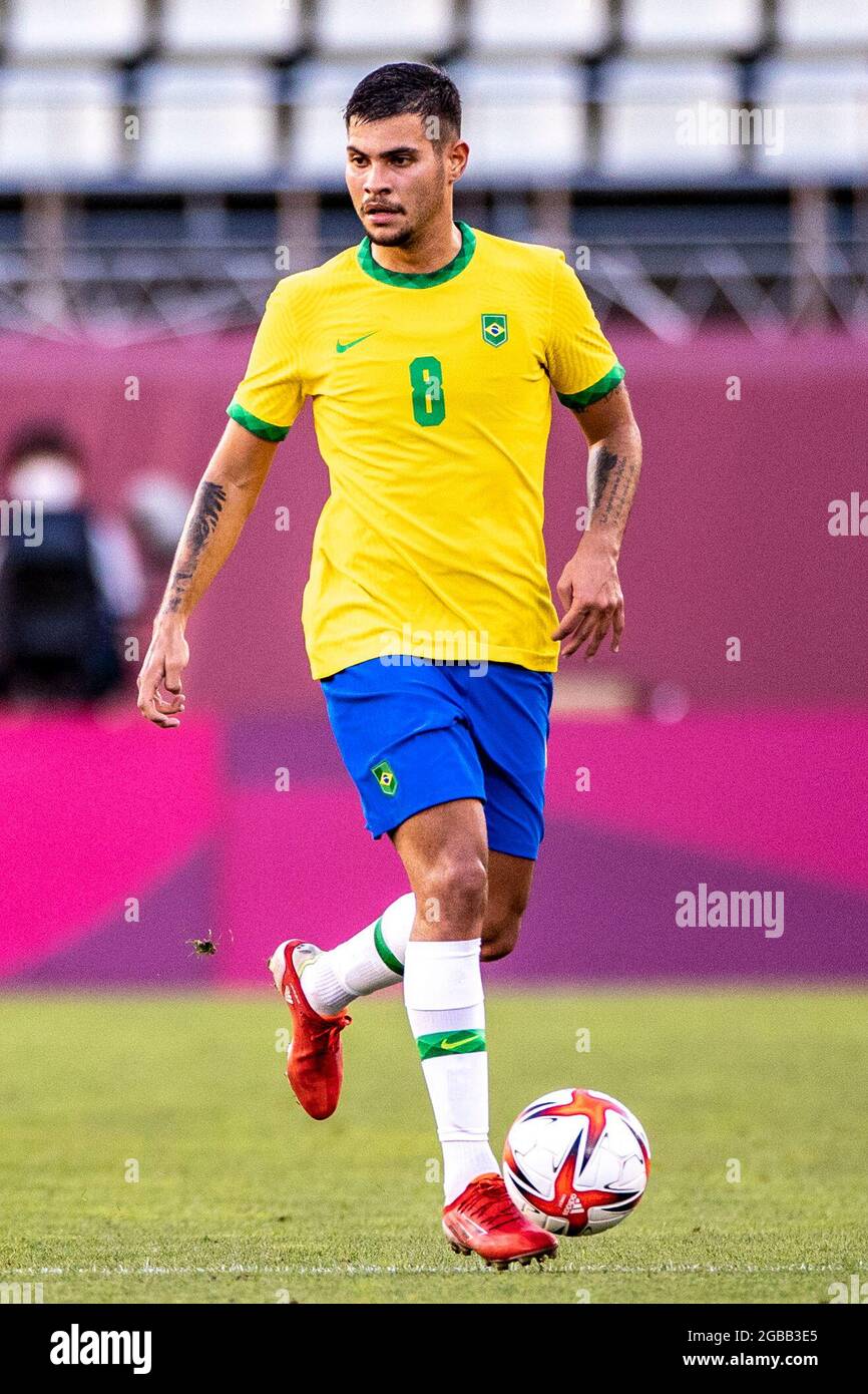 T'QUIO, TO - 03.08.2021: TOKYO 2020 OLYMPIAD TOKYO - Renier do Brasil  celebrates scoring decisive penalty during the Mexico-Brazil soccer game at  the Tokyo 2020 Olympic Games held in 2021, the game