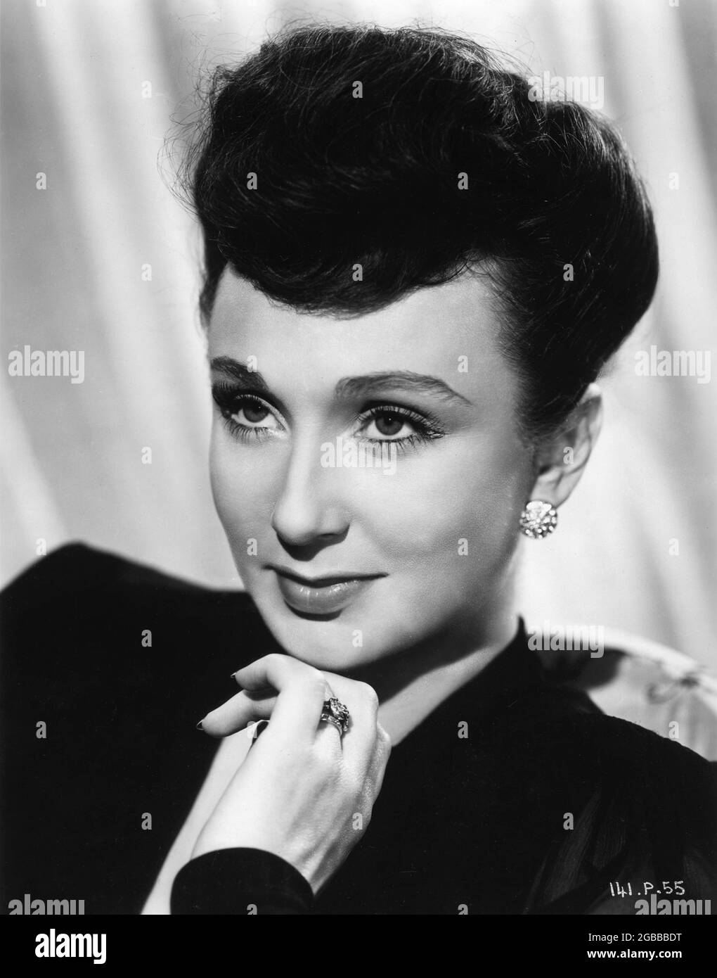 GOOGIE WITHERS Portrait publicity for MIRANDA 1948 director KEN ANNAKIN Sydney Box Productions for Gainsborough Pictures / General Film Distributors (GFD) Stock Photo