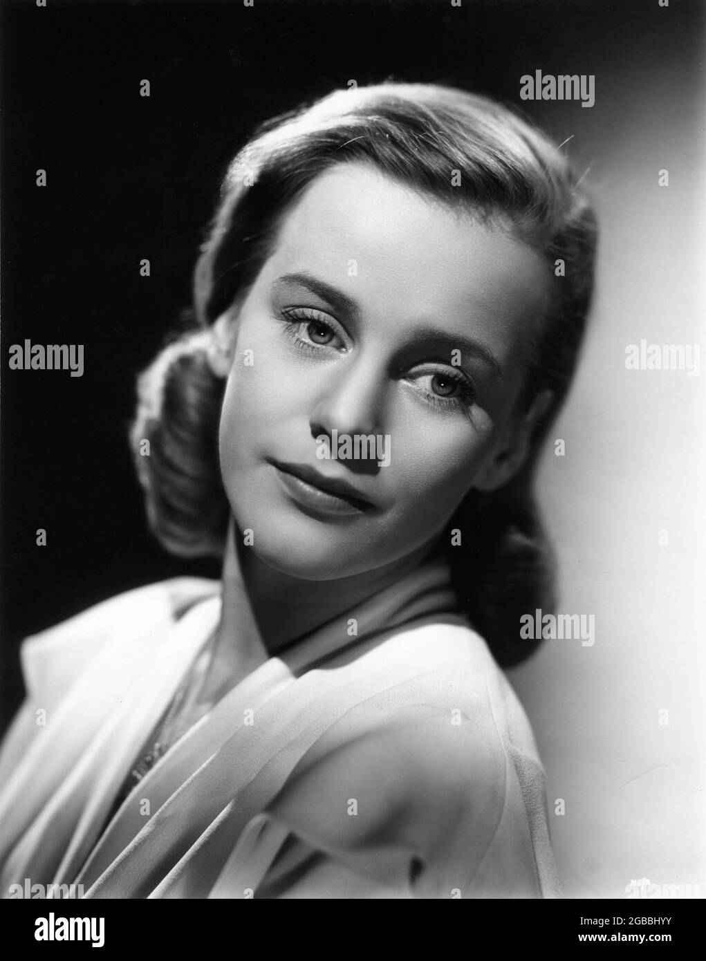 MARIA SCHELL Portrait publicity for THE ANGEL WITH THE TRUMPET 1950 director ANTHONY BUSHELL London Film Productions / British Lion Film Corporation Stock Photo