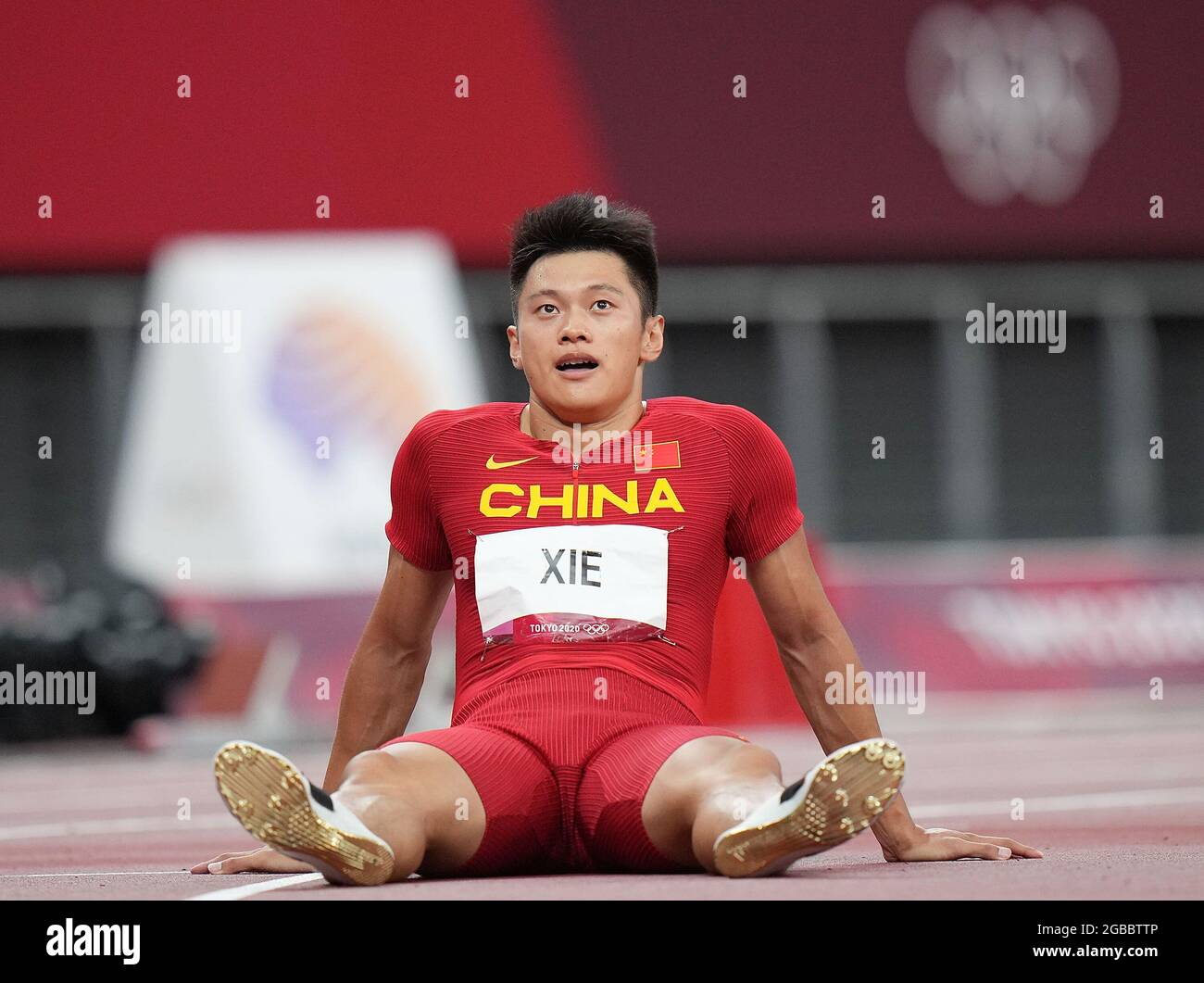 (210803) -- TOKYO, Aug. 3, 2021 (Xinhua) -- Xie Zhenye of China reacts ...