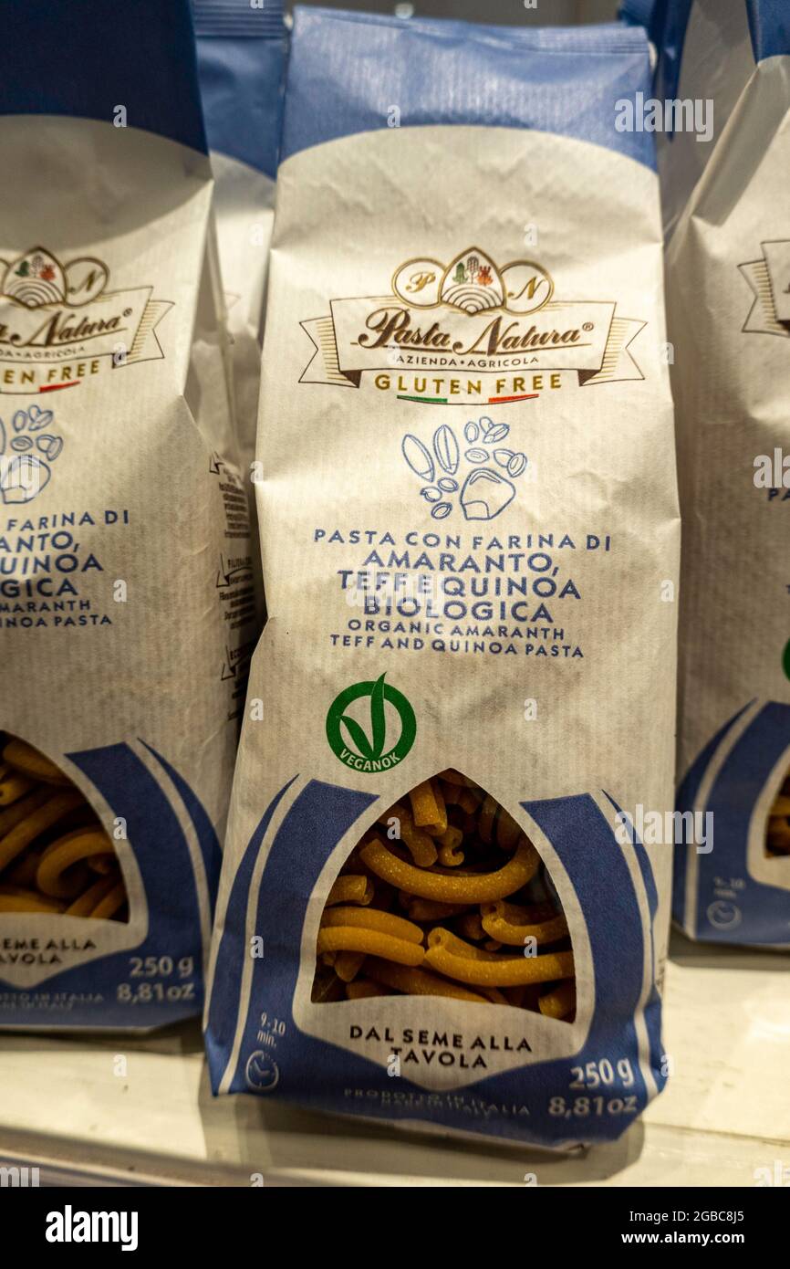 Eataly is a gourmet Italian shopping and dining destination in New York City, USA Stock Photo