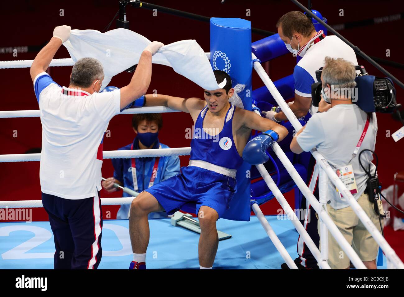 Tokyo, Japan, 3 August, 2021. Albert Batyrgaziev of Team ROC takes time out  during the Men's Featherweight Boxing Semifinal match between Lazaro  Alvarez of Team Cuba and Albert Batyrgaziev of Team ROC