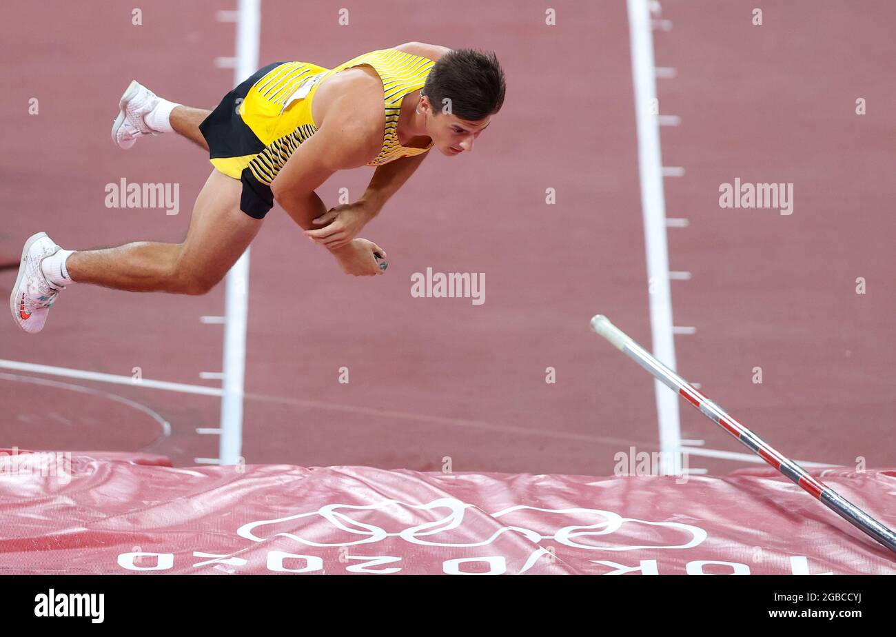 Tokyo, Japan. 03rd Aug, 2021. Athletics: Olympics, men's pole vault, final, at the Olympic Stadium. Oleg Zernikel from Germany in action. Credit: Oliver Weiken/dpa/Alamy Live News Stock Photo