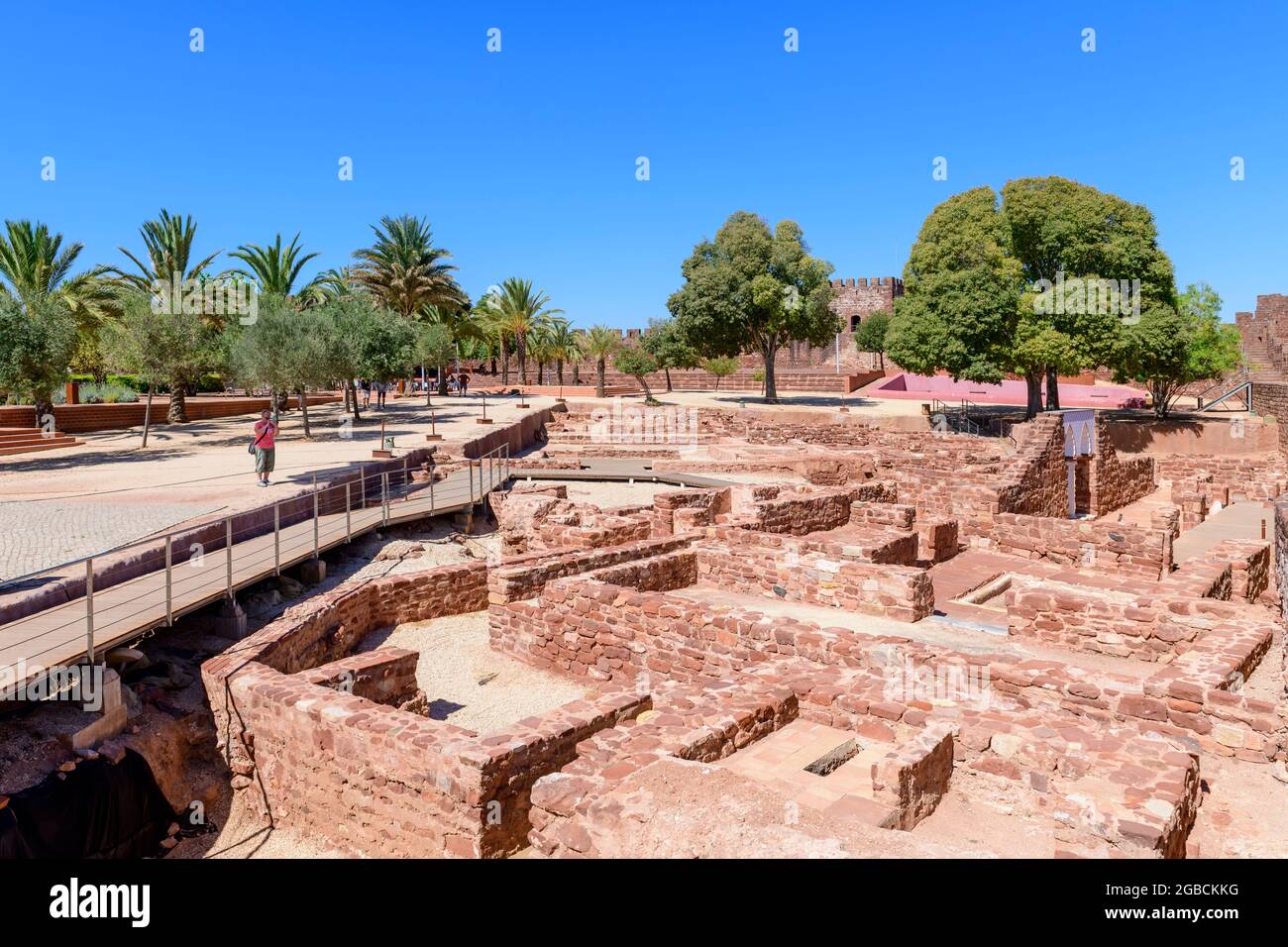 View of the interior and battlements of Silves castle, Castelo de Silves, from within Silves castle, Silves Algarve Portugal. Stock Photo