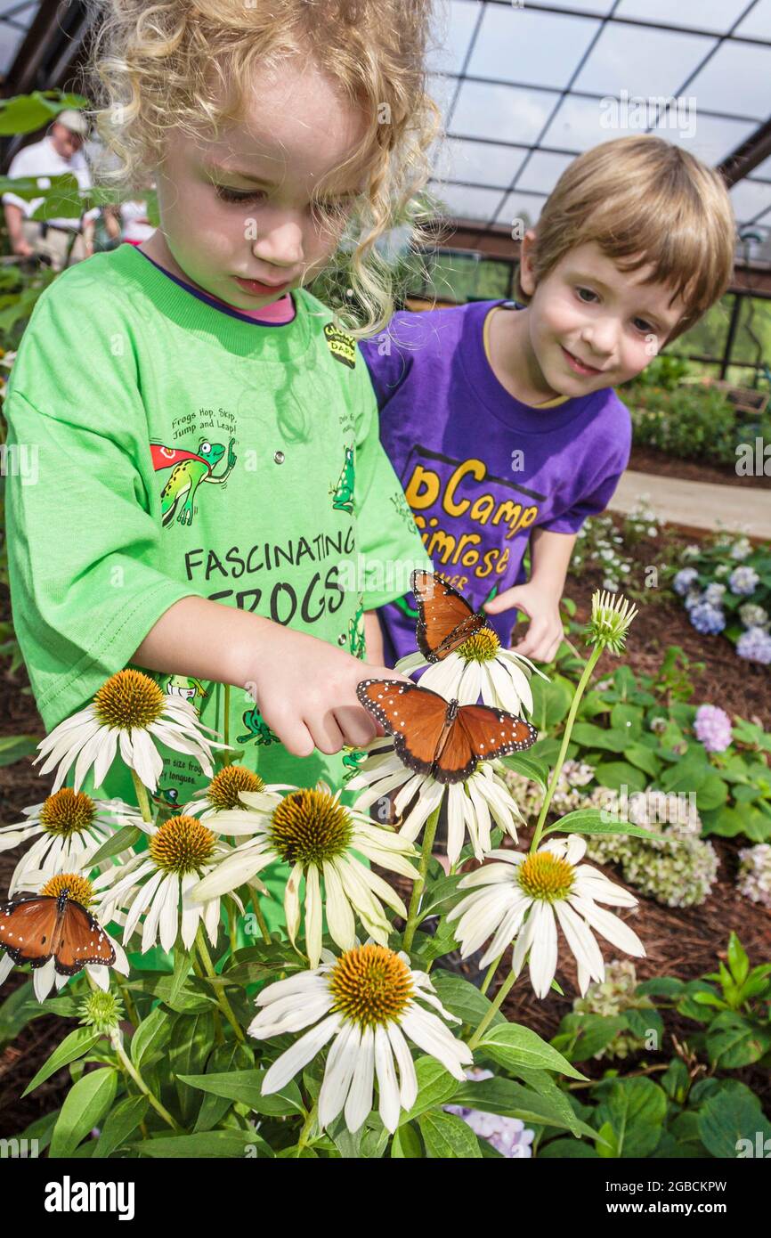 Huntsville Alabama,Botanical Garden Butterfly House,flowers child