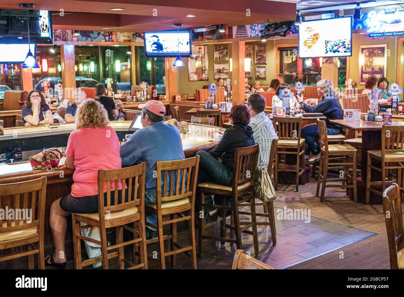 Florida Port Charlotte Applebee's restaurant interior inside,bar lounge ...