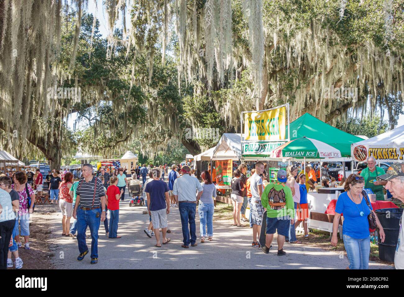 Florida lake wales lake wailes public park hires stock photography and