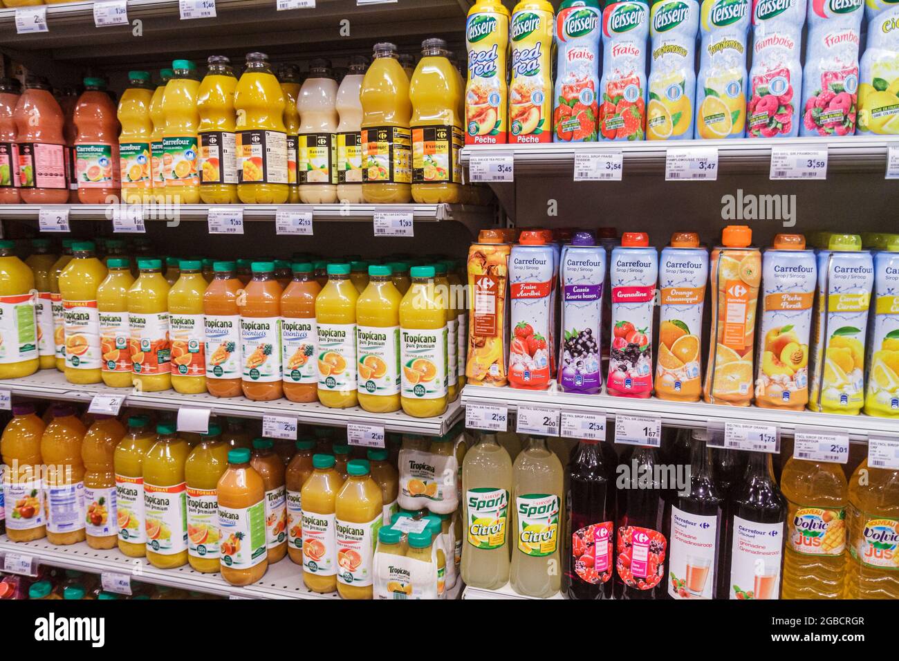 Paris Shop Selling Fruit High Resolution Stock Photography And Images Alamy