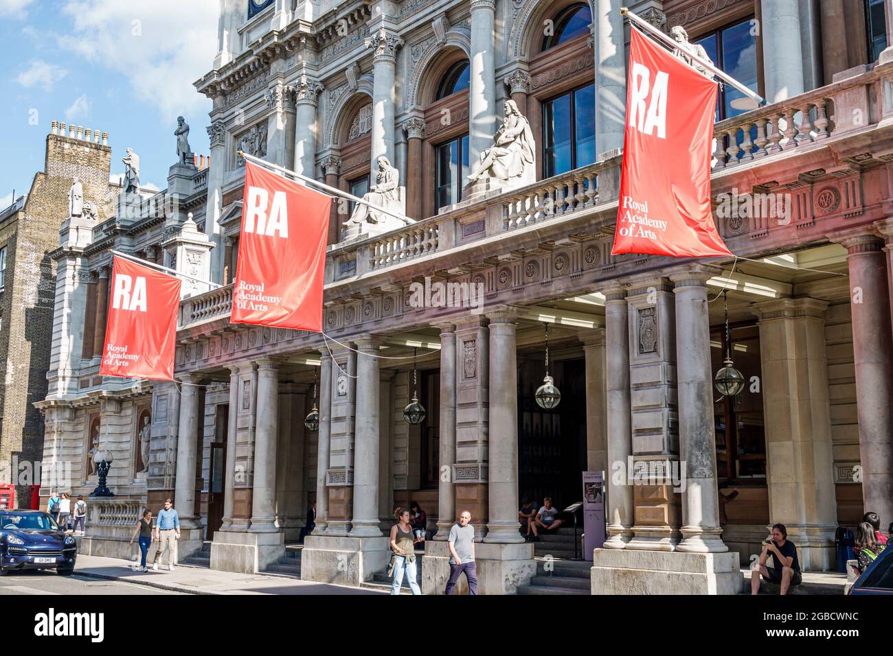 London England,Mayfair Piccadilly Burlington Gardens,Royal Academy of Arts entrance exterior outside,Palladian architecture James Pennethorne statues Stock Photo