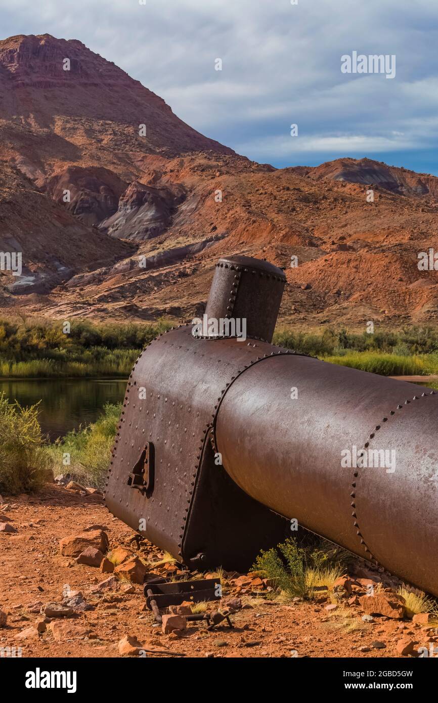 Old boiler from an early gold mining operation in the Lees Ferry area of Glen Canyon National Recreation Area, Arizona, USA Stock Photo