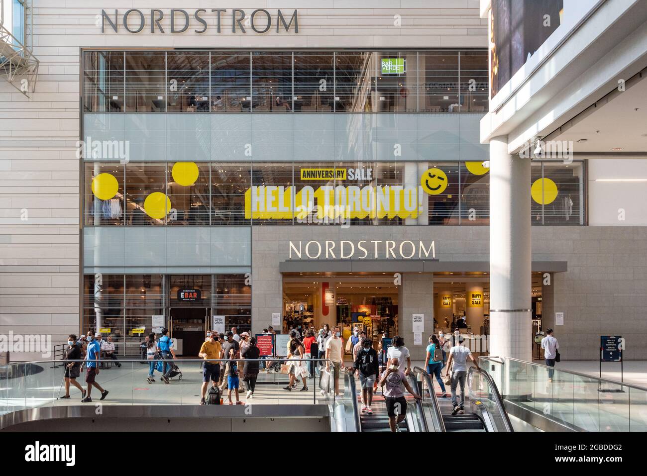 Nordstrom Nyc Flagship Store Stock Photo - Download Image Now - Adult,  Architecture, Banner - Sign - iStock