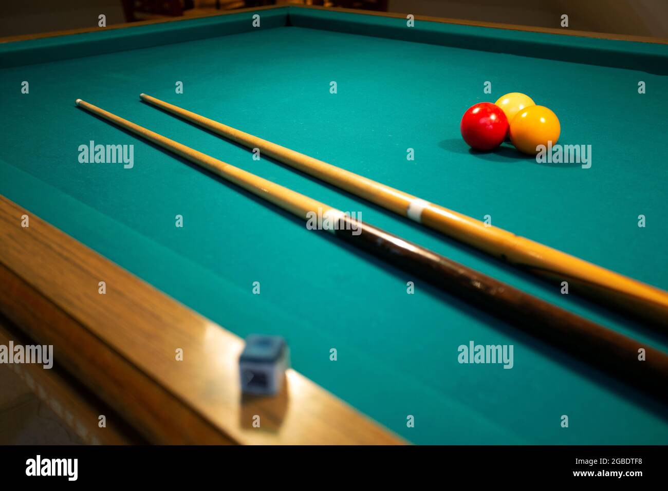 Standard pool hi-res stock photography and images - Alamy