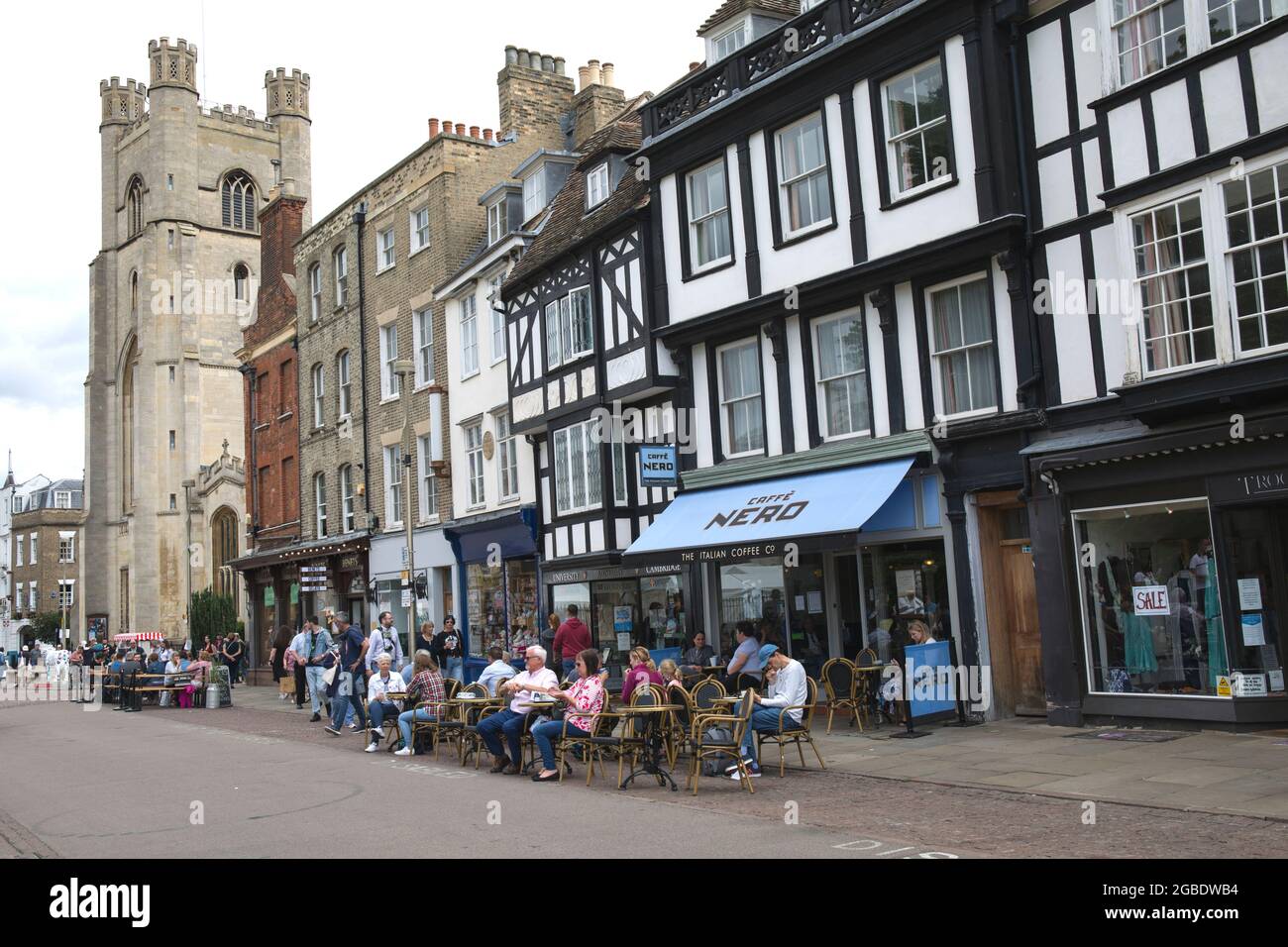 St Mary's Church Street Cafe Kings Parade Cambridge Stock Photo