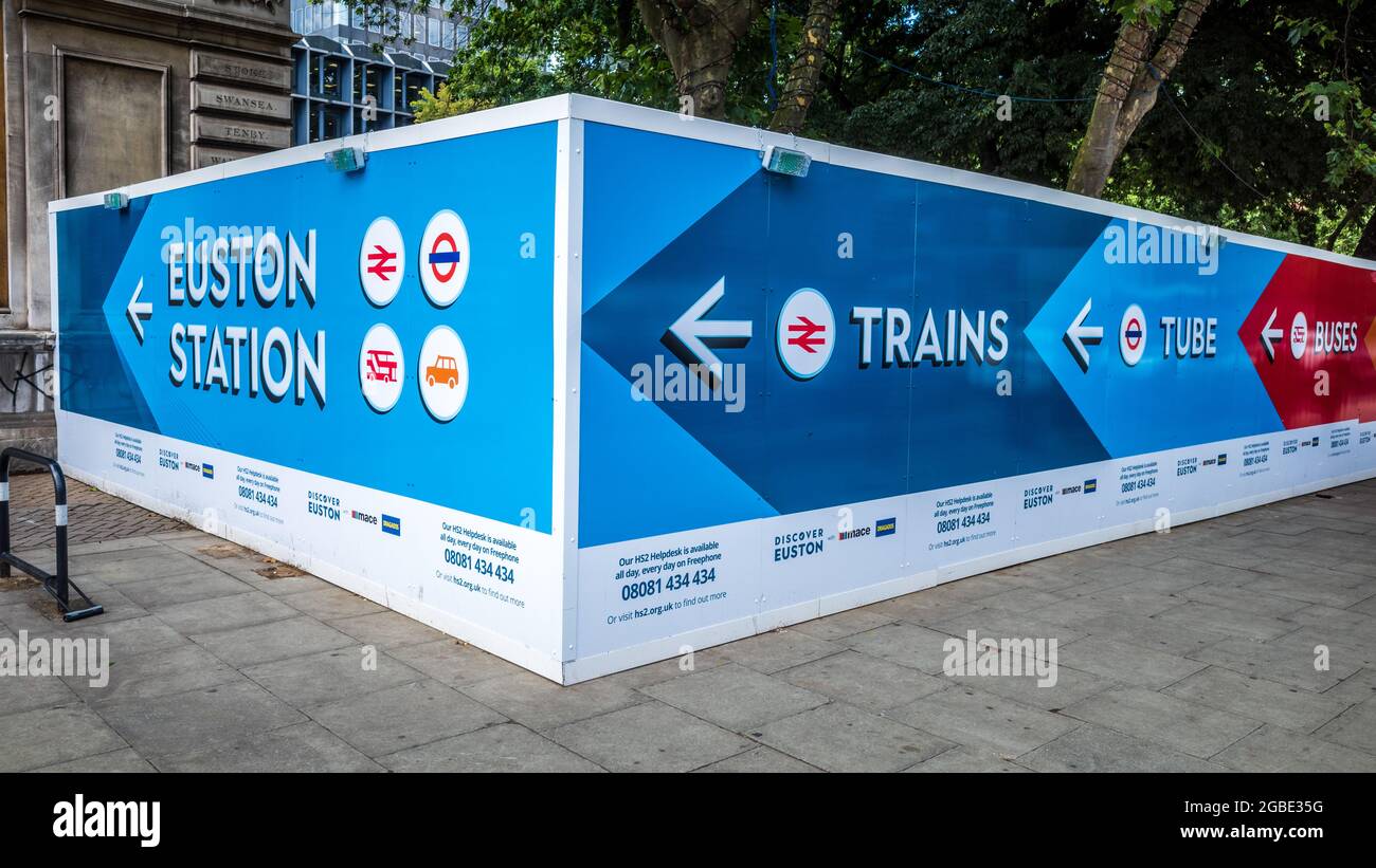 Euston Station HS2 Redevelopment - signs direct passengers around the Euston Station HS2 redevelopment works. Stock Photo